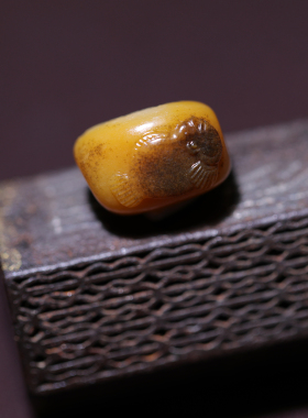 【姑苏润石堂】在售4克天然新疆和田玉籽料黄沁金鱼手串籽