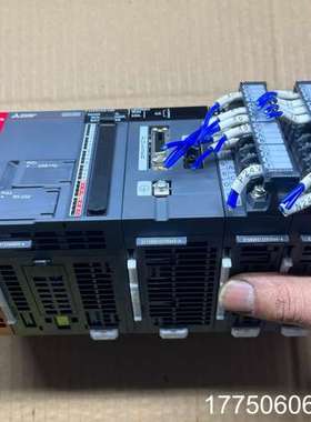 三菱PLC，型号主机：LO2SCPU-CM，带通讯LD77M