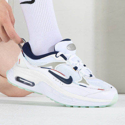 NIKE耐克AIR MAX BLISS 女款气垫缓震舒适运动跑步鞋FN8916-141