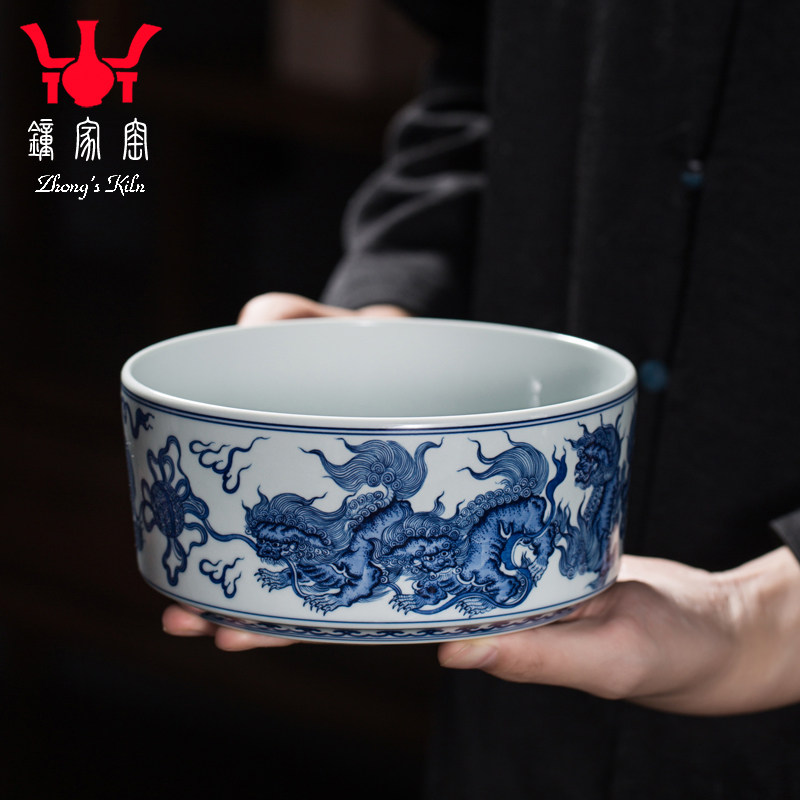 钟家窑陶瓷水洗 景德镇柴窑青花手绘重工点工狮子滚绣球直口水盂