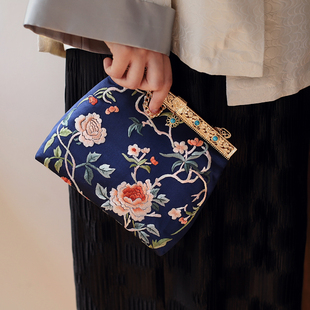 雅集新款 雕花手包中国风传统刺绣绣花图案旗袍手拎斜跨小方包 秋季