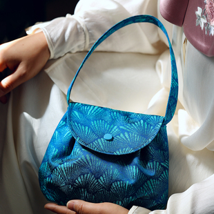 雅集手包原创新中式女式2026新款小众高级感春夏美人扇手挽包包