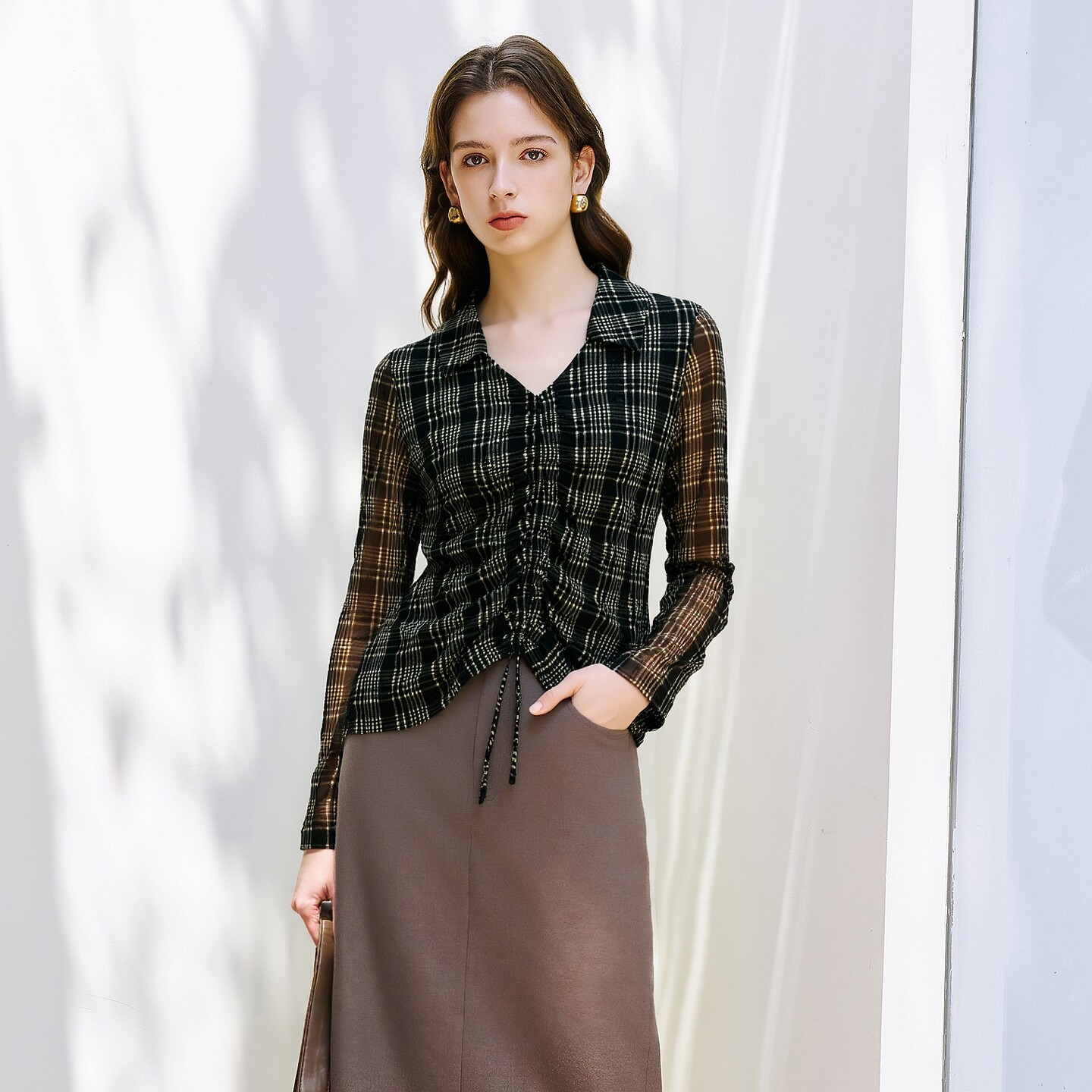 【航妈专享】上衣833012302衬衫系带V领长袖格子百搭款纽扣