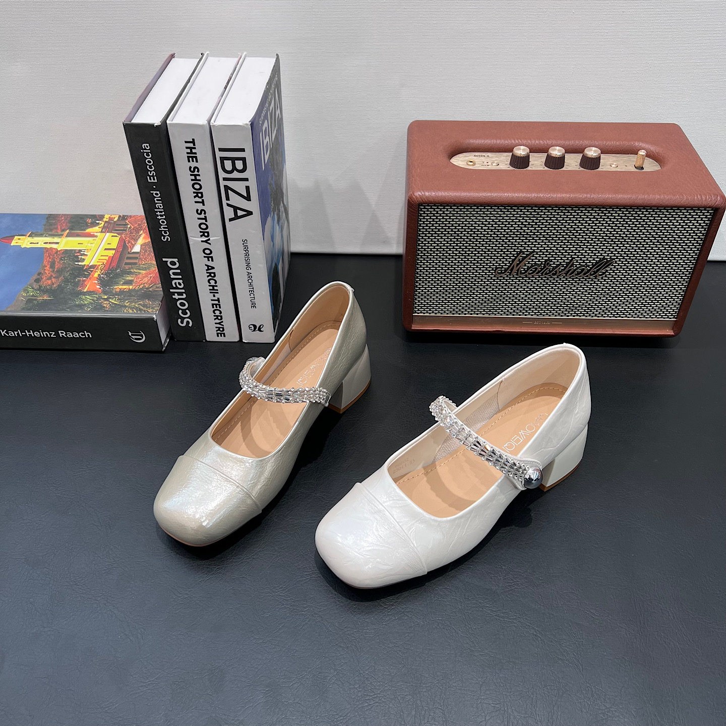 2026春季新款温柔风配裙子低跟玛丽珍鞋法式温柔女鞋子浅口单鞋潮