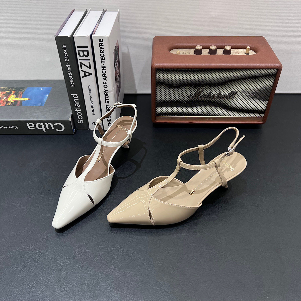 一代佳人法式尖头高跟鞋女凉鞋2026春夏款细跟配裙子单鞋晚晚女鞋