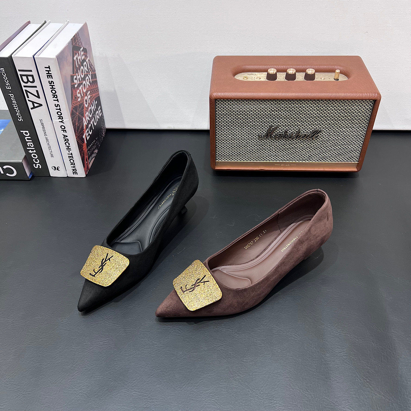 绒面方扣水钻高跟鞋女2026新款春季细跟尖头浅口配裙子宴会单鞋女