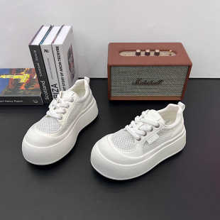 欧洲站厚底增高小白鞋女2026夏季爆款配阔腿裤鞋子百搭大头面包鞋