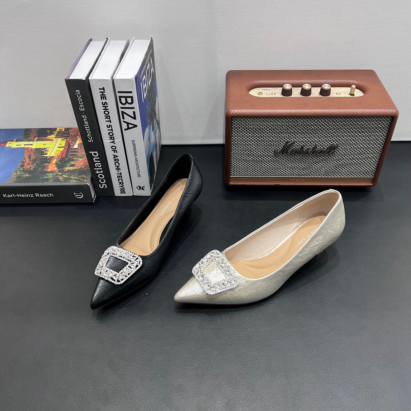 法式尖头软皮单鞋女2026新款细跟浅口高跟鞋黑色工作鞋气质晚晚鞋