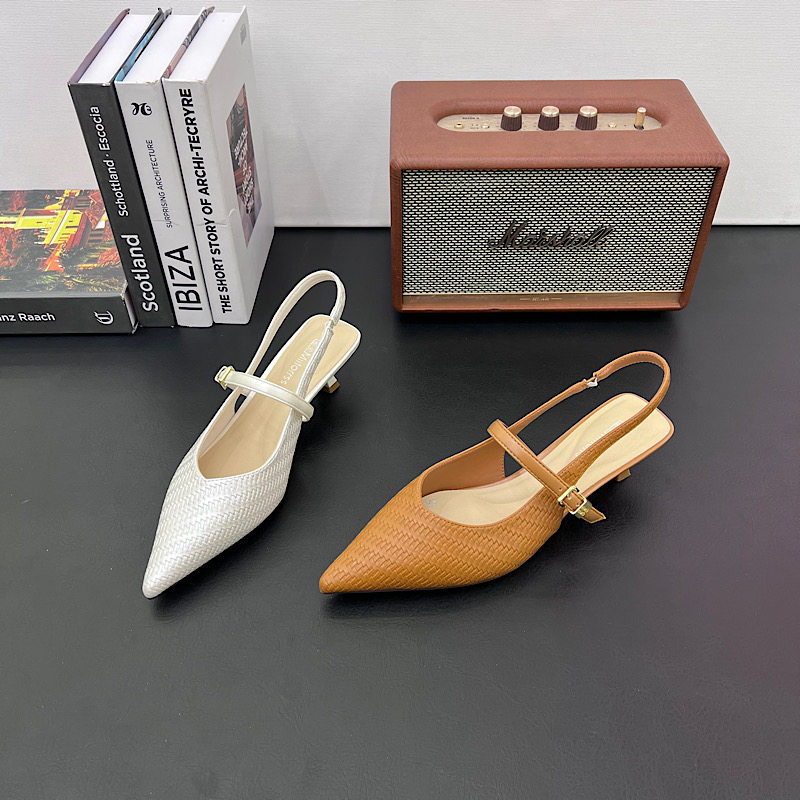 法式尖头浅口高跟鞋女2026夏季新款细跟单鞋温柔风配裙子时装女鞋