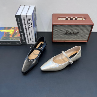 法式尖头软皮单鞋女2026新款平底浅口玛丽珍鞋一字带气质晚晚鞋潮