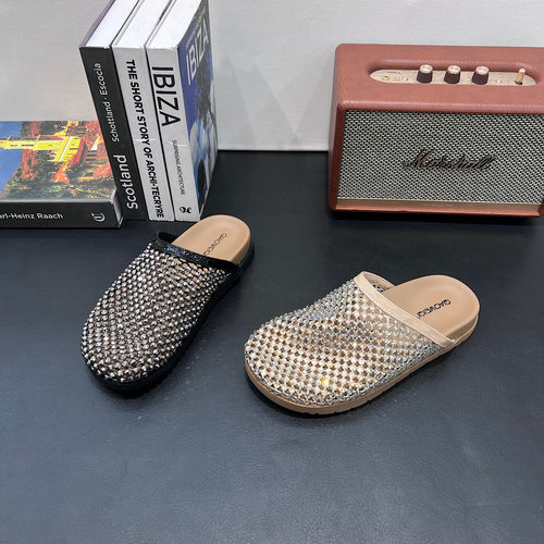 2026夏季新款水钻包头凉拖鞋女百搭时尚舒适透气一脚蹬外穿拖鞋潮