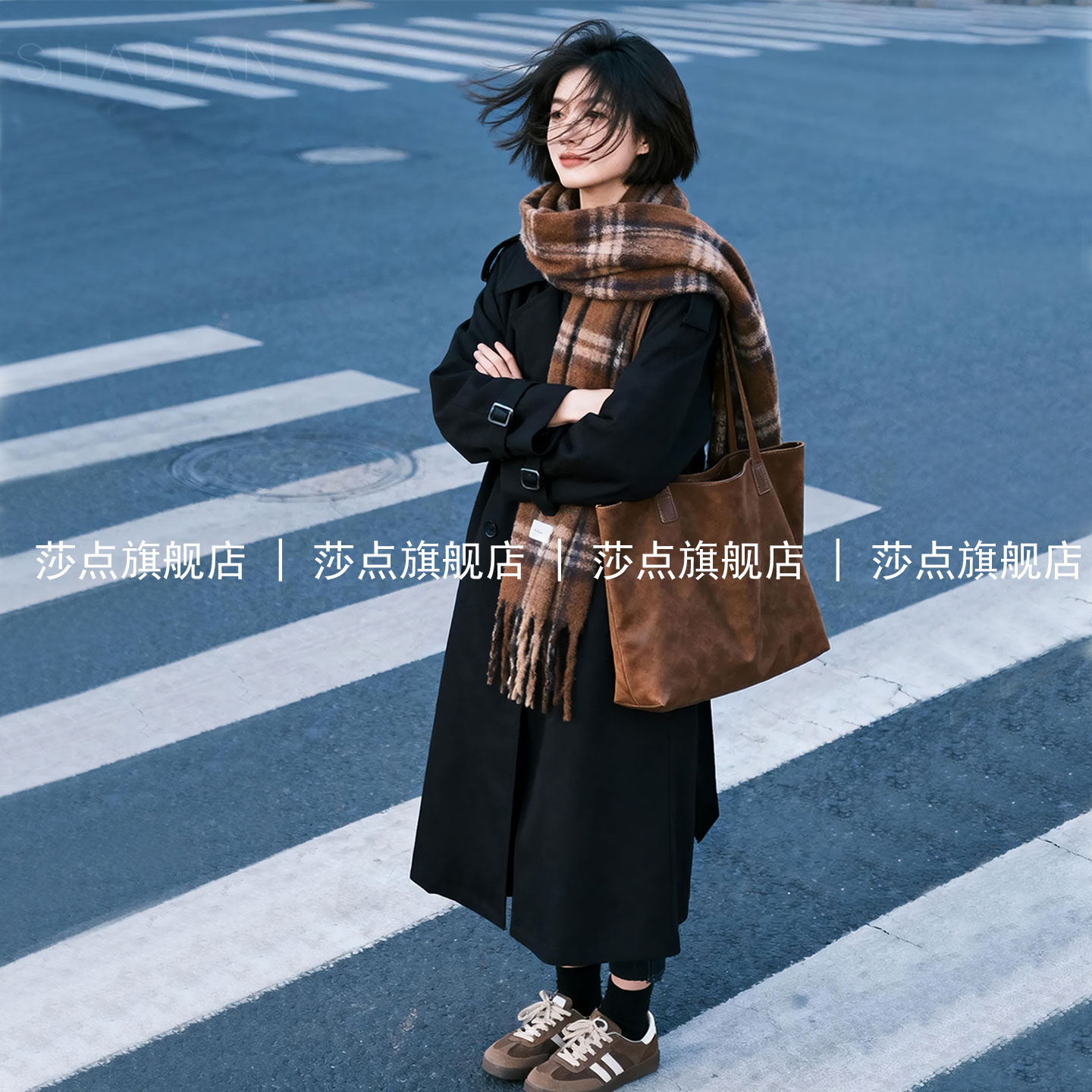 双排扣西装领黑色风衣女中长款