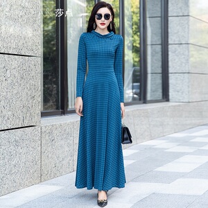 千鸟格连衣裙2026春秋新款长裙翻领长袖打底裙修身显瘦气质女裙子