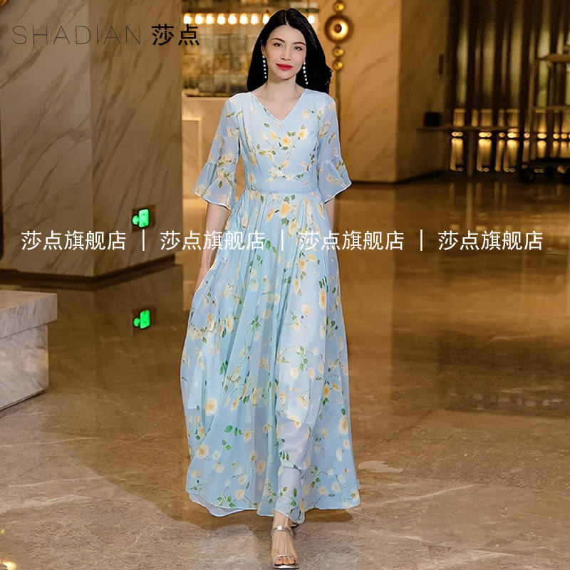蓝色V领薄纱连衣裙女夏碎花裙