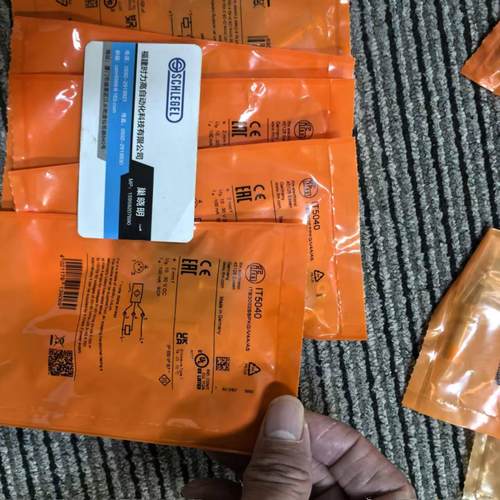 假一罚十 IFM O6H404    传感器