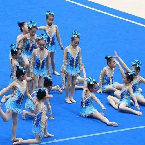 儿童啦啦操运动会比赛演出表演服