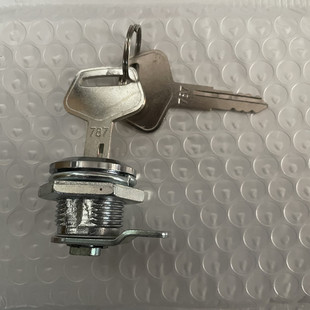 210 130 220 240 边门锁芯工具箱锁 小松挖掘机110 300 120