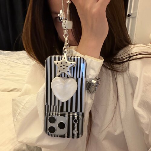 条纹爱心支架链条适用18romax手机壳16女16pro 17promax韩15女17Pro小众15Pro
