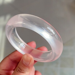 新品上架 天然透体冰粉手镯 带一丢丢微棉 正圈55mm