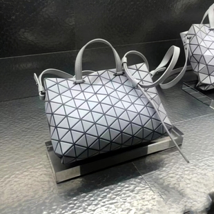 2025新款日本酒桶公文包大容量方形托特包休闲手提单肩斜挎包女包