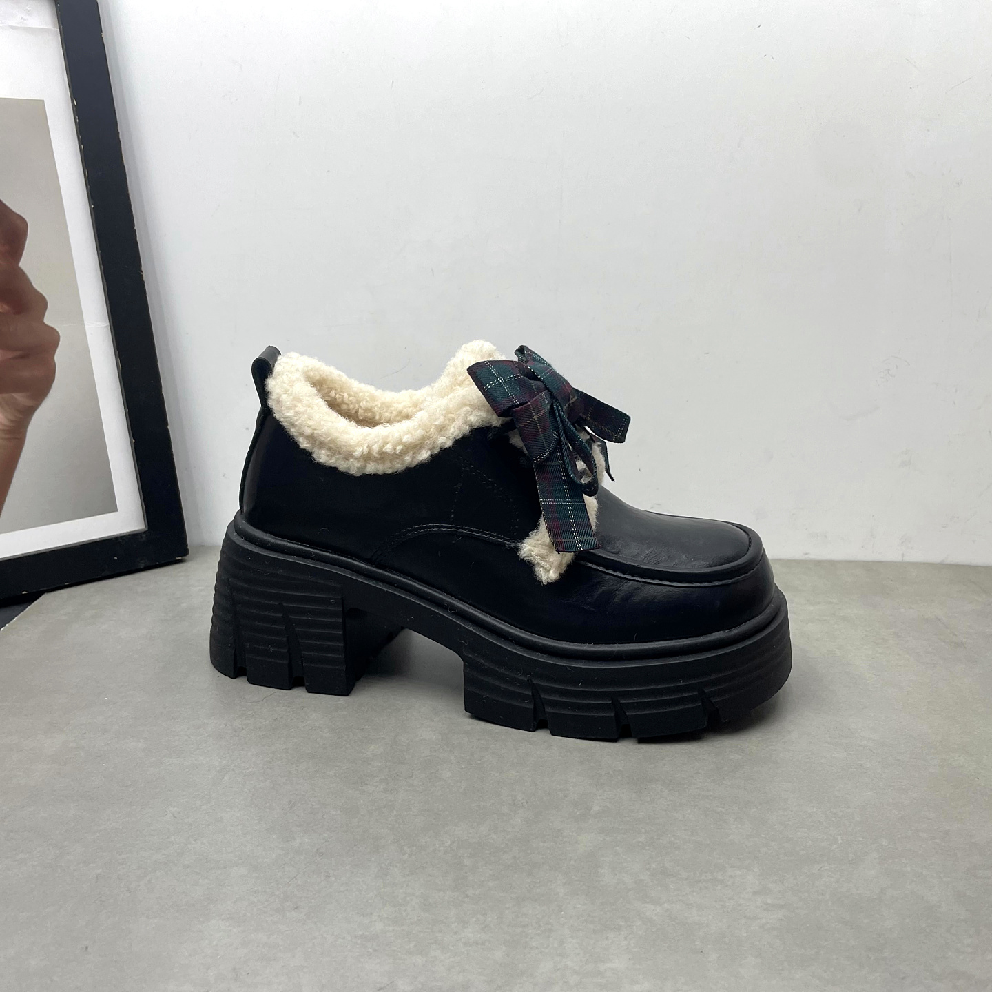 2025冬季新款深口英伦风复古乐福鞋蝴蝶结甜美加绒保暖女士棉鞋