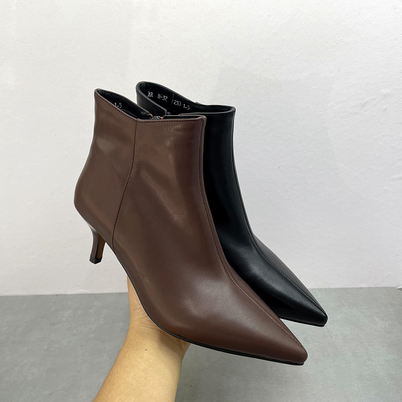 秋冬新款小牛皮侧拉链气质短靴