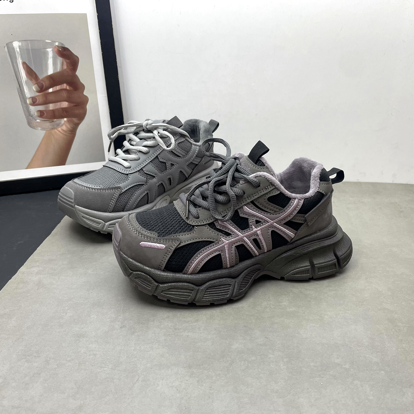 2025冬季新款女鞋圆头深口系带加绒保暖轻便舒适韩版运动女棉鞋子