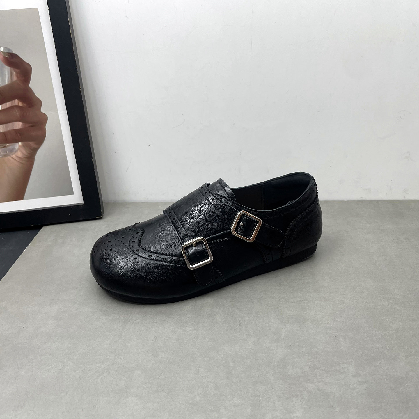 2026春季新款圆头深口一脚蹬英伦风雕花布洛克平底勃肯鞋女士单鞋,女鞋,深口单鞋,淘宝优惠券,粉丝福利购,淘宝优惠卷