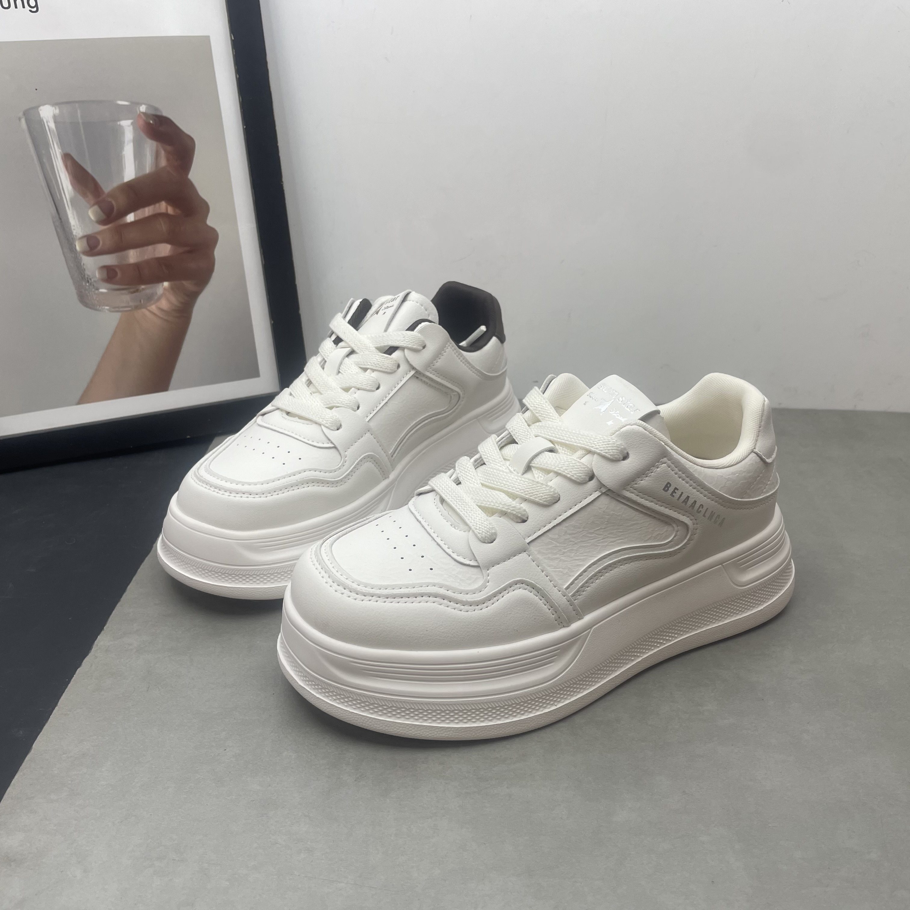 工厂处理2026春季新款圆头深口系带松糕厚底韩版简约小白鞋女单鞋,女鞋,深口单鞋,淘宝优惠券,粉丝福利购,淘宝优惠卷