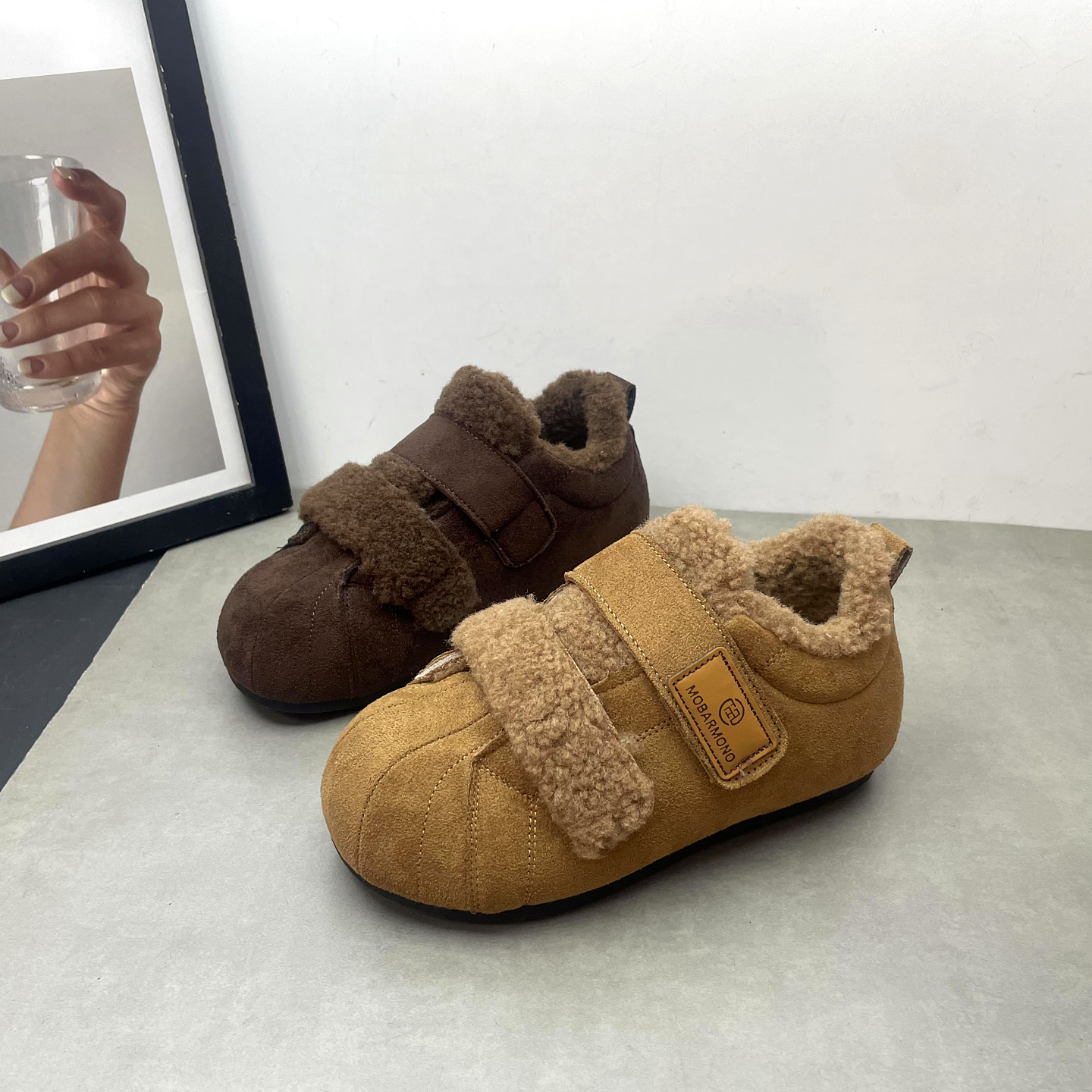 2025冬季新款女鞋圆头深口魔术贴内增高休闲加绒保暖板鞋女士棉鞋