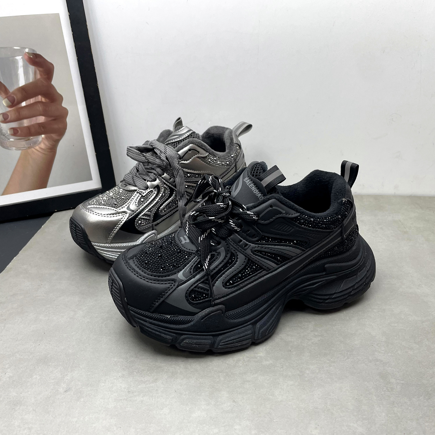 断码清仓处理2025冬季新款加绒保暖松糕厚底休闲运动老爹鞋女棉鞋