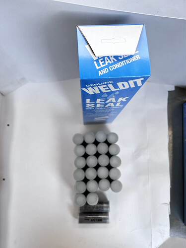 美国正品进口WELDIT止漏剂盒装水箱专用补漏粉自动补漏剂特耐高温