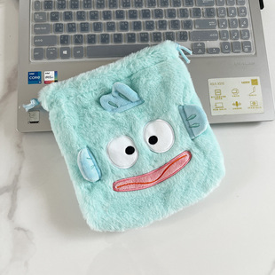 少女心卡通收纳袋丑鱼束口姨妈巾袋小煤球收束袋拍立得化妆包毛绒