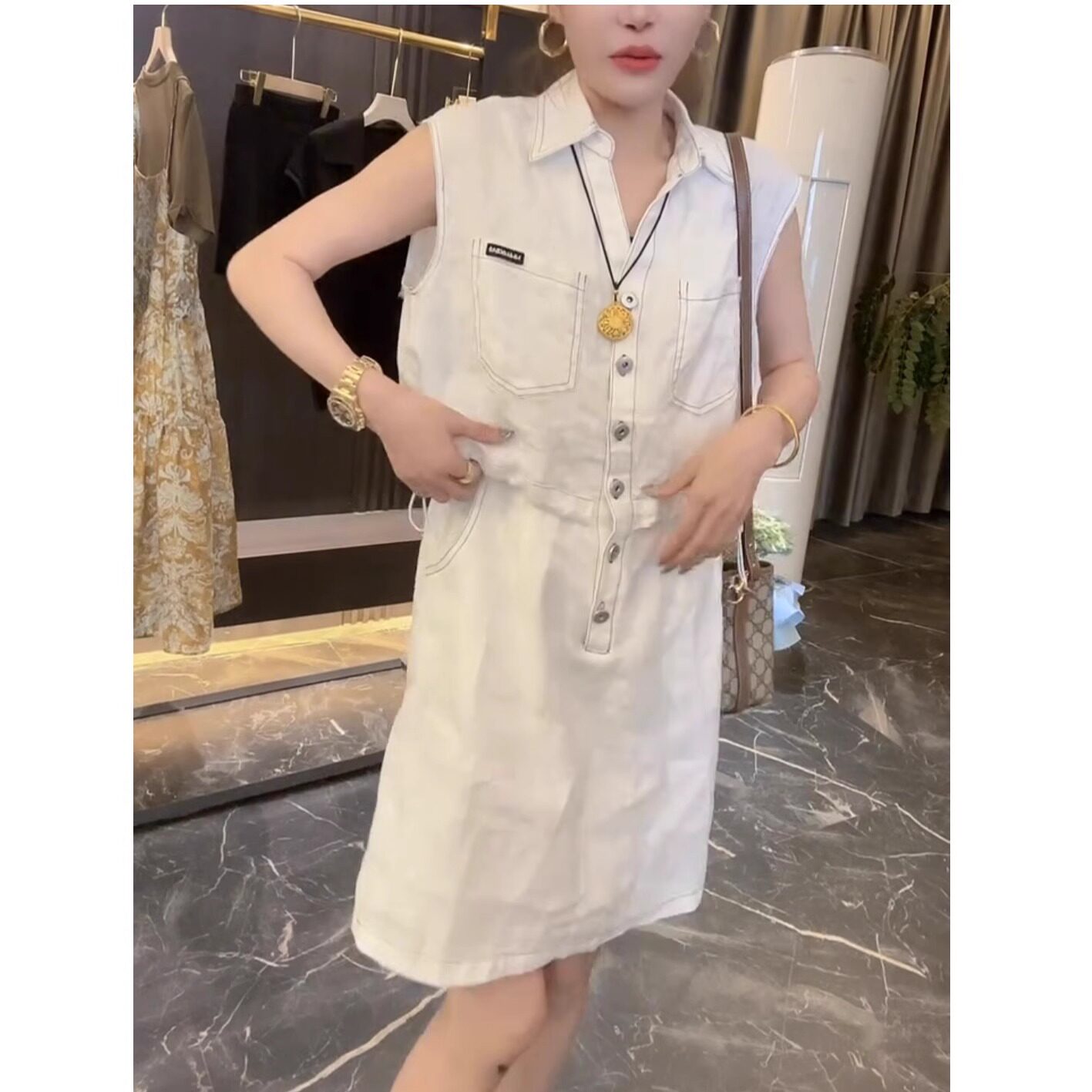 大码女装夏季新款时尚套装女胖mm显瘦遮肉无袖上衣半身裙两件套潮