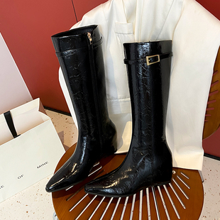 不过膝长筒靴高筒皮靴加绒骑士靴子女冬季新款2025年皮带扣长靴子