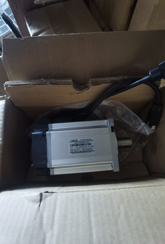 全新信捷MS6H-80CM30B1-20P7伺服电机DS5C-20p7-pta