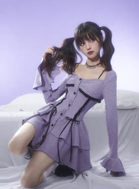 SagiDolls少女斗志超显瘦显修长!紫色条纹分割设计荷叶边连衣裙秋