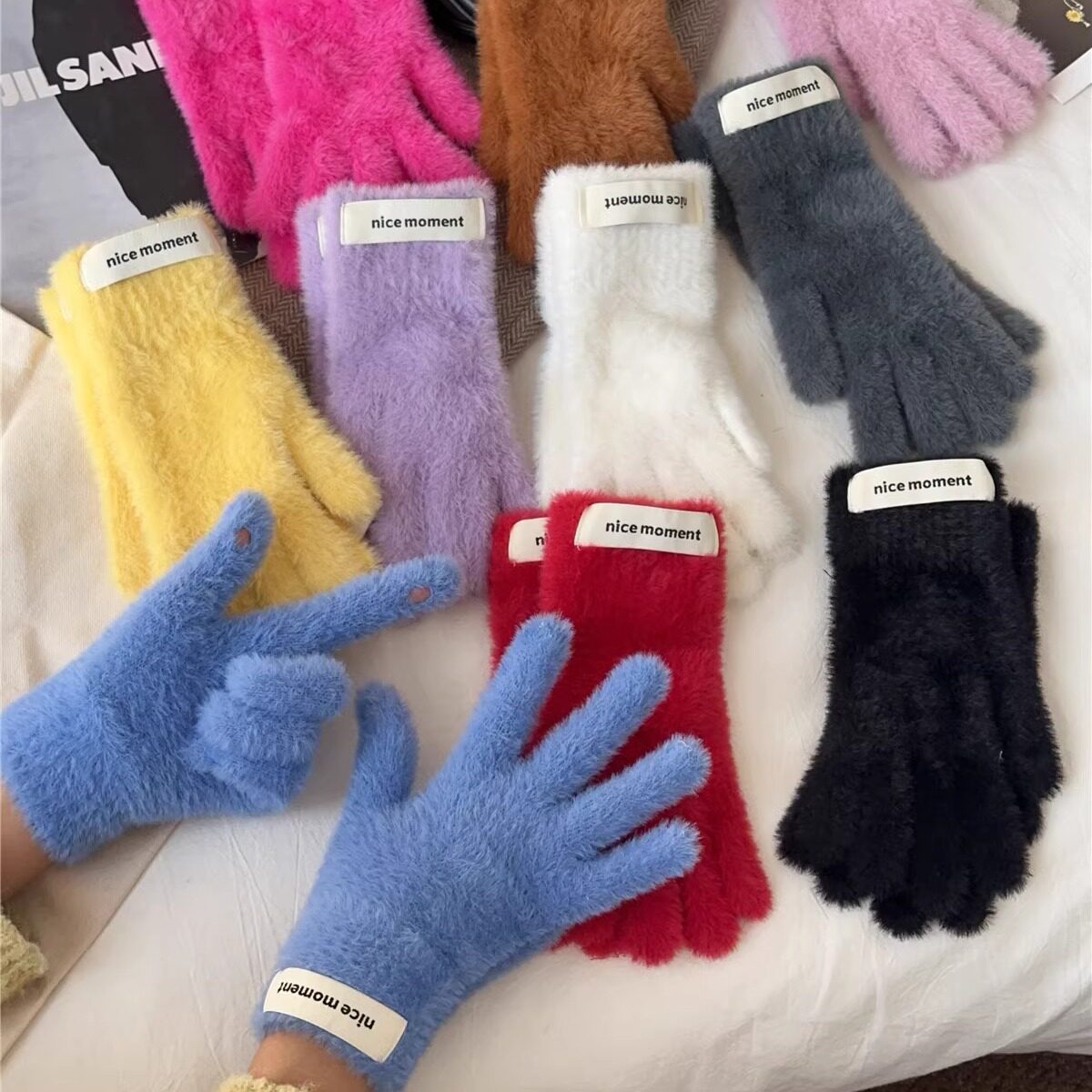 纯色毛绒手套加厚保暖露指可触屏