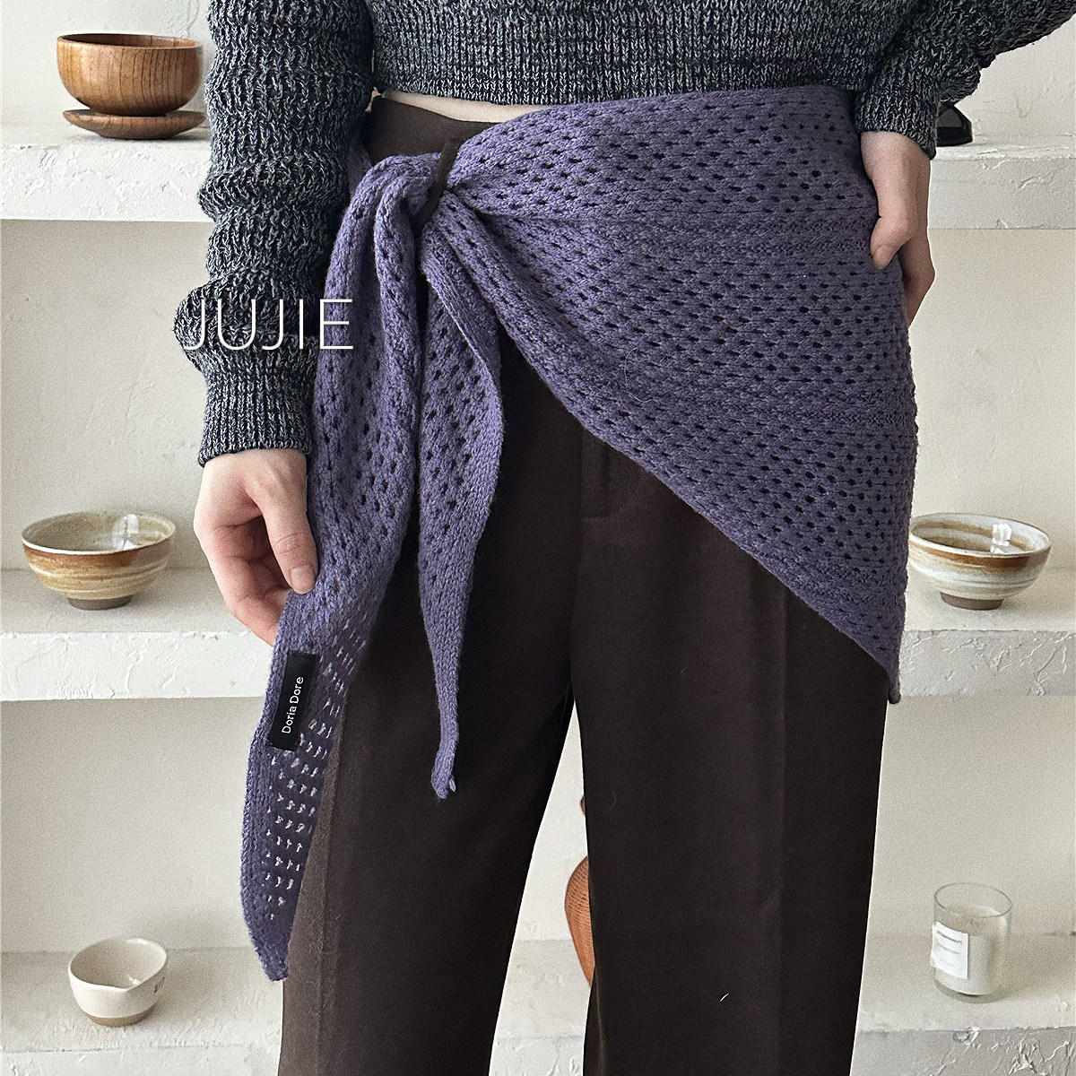 镂空针织三角巾保暖护颈披肩女秋冬外搭围巾百搭简约毛线腰巾屁帘