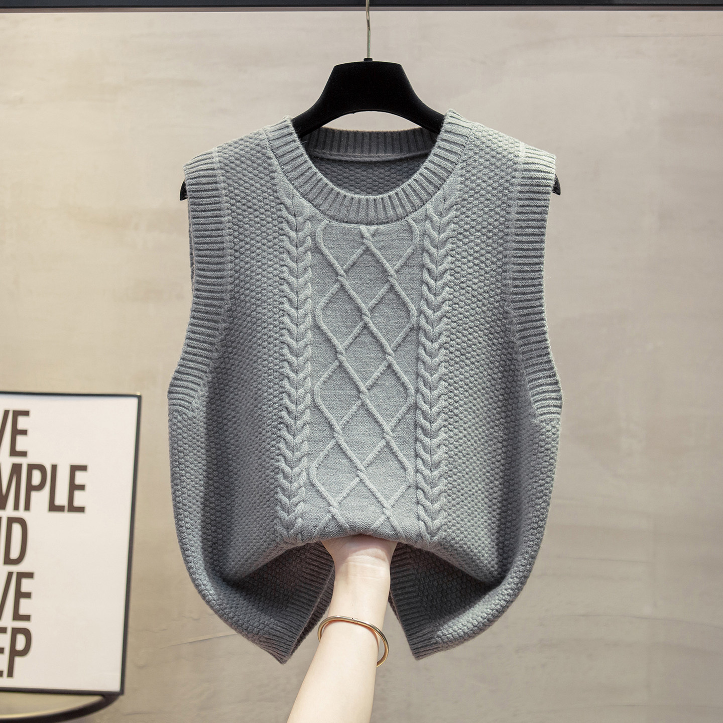 叠穿针织马甲女2026新款百搭圆领麻花套头背心坎肩外搭无袖毛衣女,女装/女士精品,马夹,淘宝优惠券,粉丝福利购,淘宝优惠卷