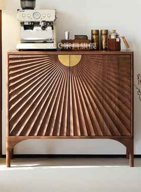 北美黑胡桃木餐边柜客厅展示柜太阳纹高级酒柜设计师款轻奢玄关柜