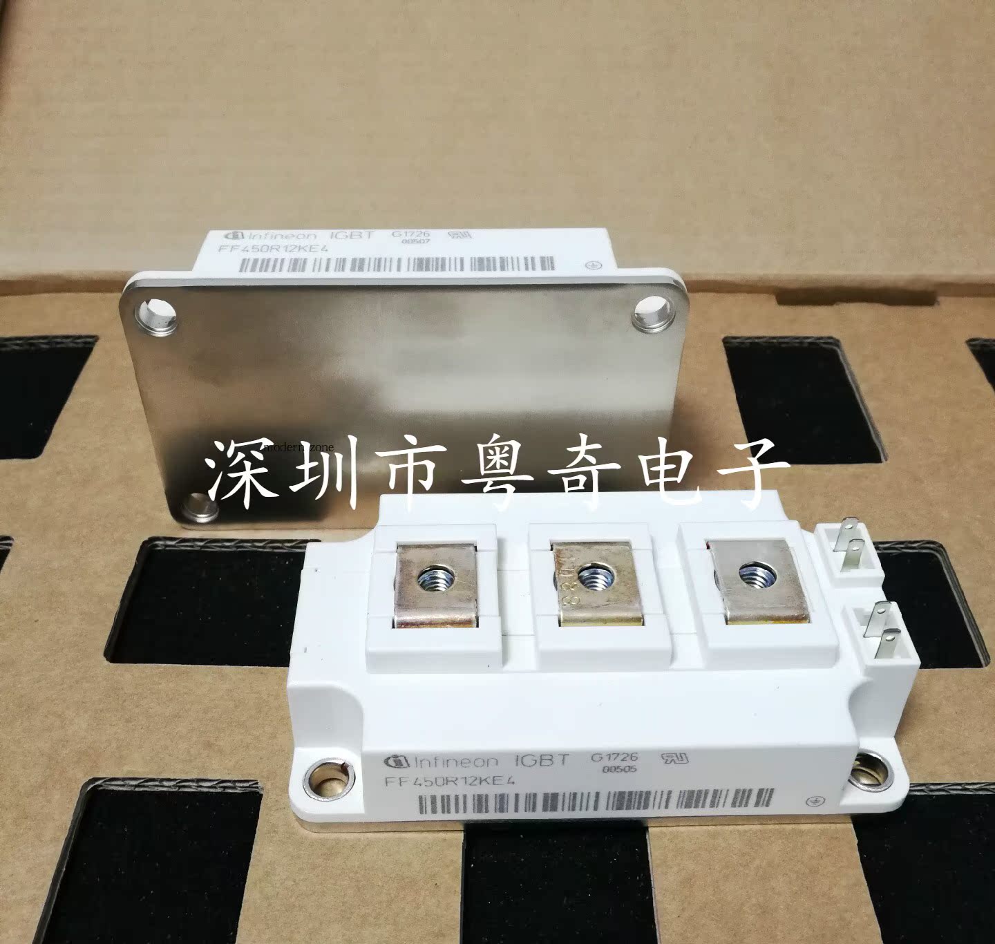 全新原装 FF400R12KT3 FF450R12KE4 FF300R17KE3 200 FZ600R12KS4