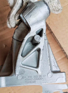 奔驰W166发动机机脚胶支架奔驰276 ML320 ML400 GLE320 GLE400