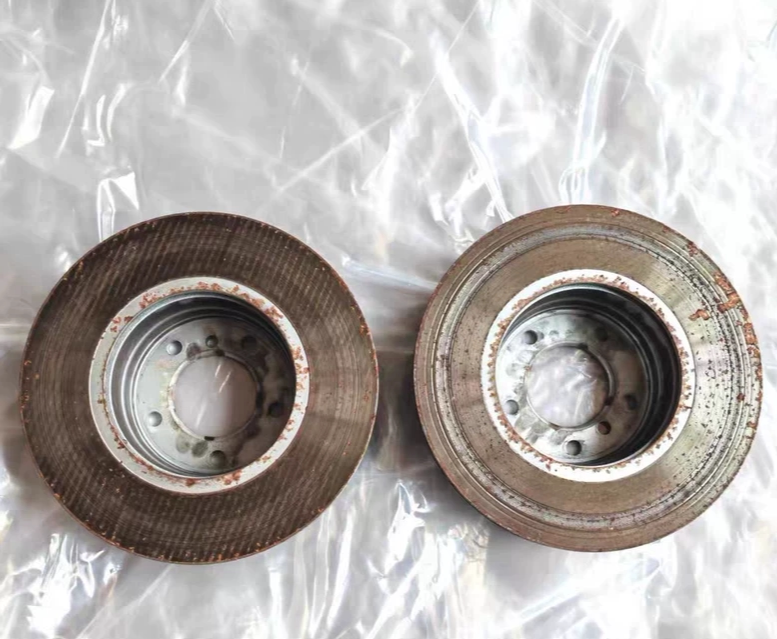适用于老宝马e60 e61 e63 e64前刹车盘前刹车碟刹车片
