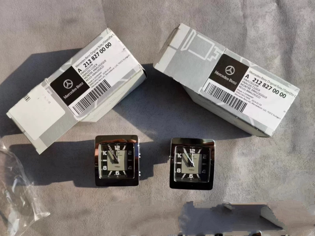 适用于奔驰212钟表 E200E260E300普通仪表台钟表石英表汽车显示屏