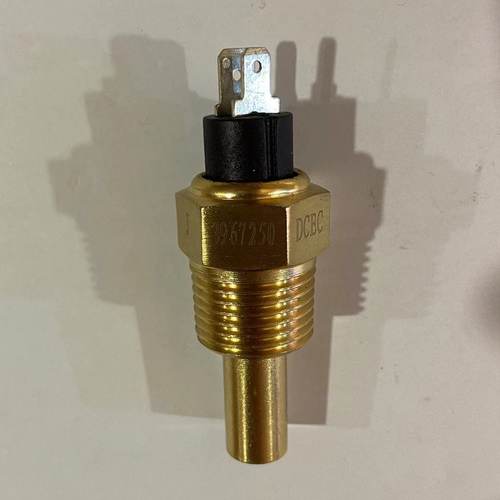 东风军车猛士 EQ2050越野车配件 水温传感器 水温感应塞 C3967250