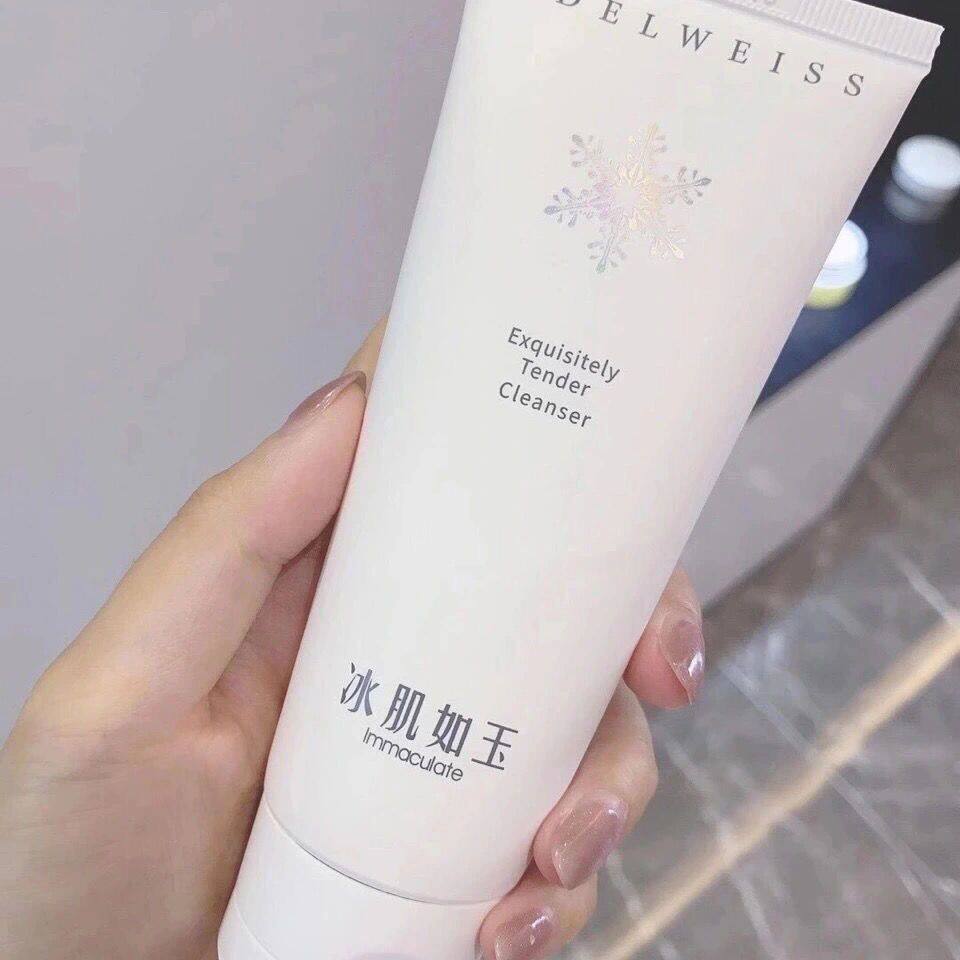 TST冰肌如玉洁面乳洗面奶正品官网清洁补水男女泡沫氨基酸庭秘密