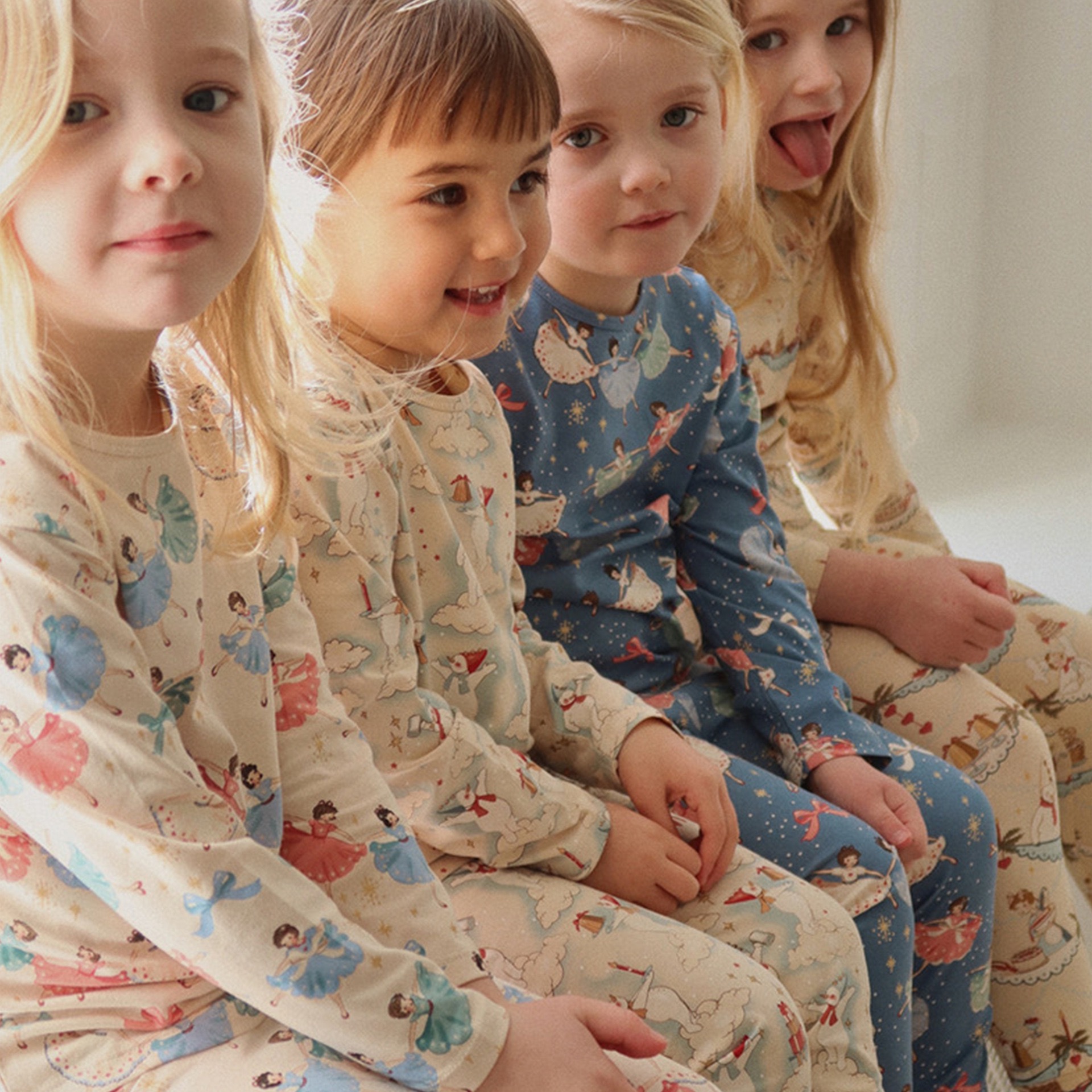 纯棉宝宝家居服套装秋冬中小童