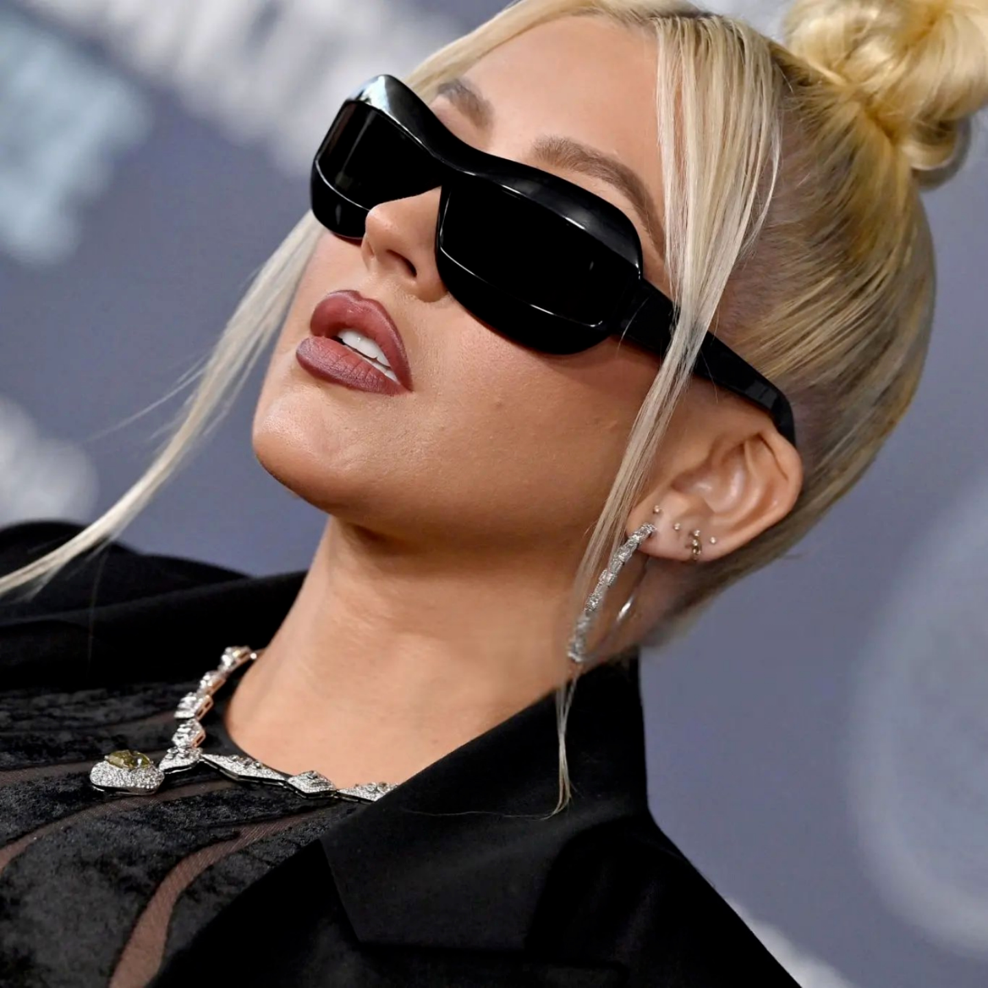 个性椭圆形黑色太阳眼镜男女遮阳欧美风宽边时尚潮牌复古普家墨镜