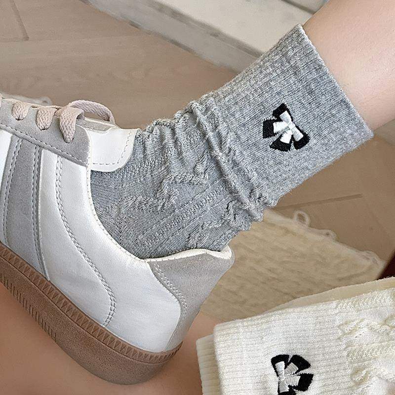 灰色袜子女士中筒袜潮纯棉长袜冬秋款日系蝴蝶结秋冬学生棉袜